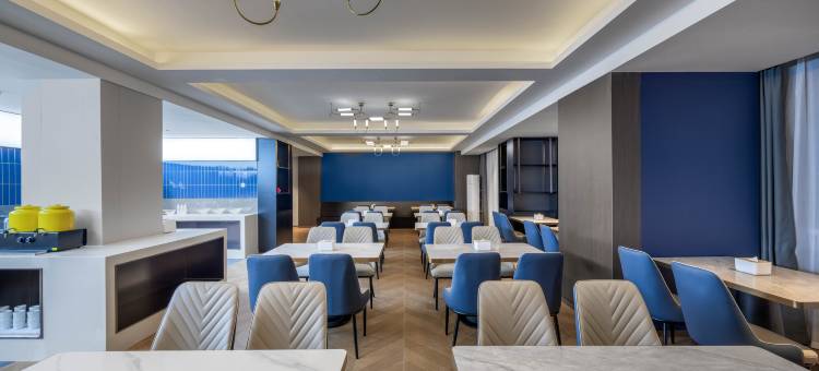 美豪酒店(南宁良庆圩地铁站店)图片