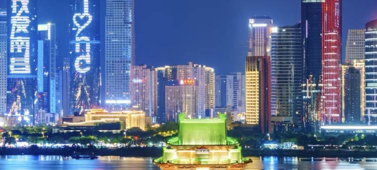阳光轻奢美居·SUNNY设计师民宿(南昌昌北大学城双港地铁站店)图片