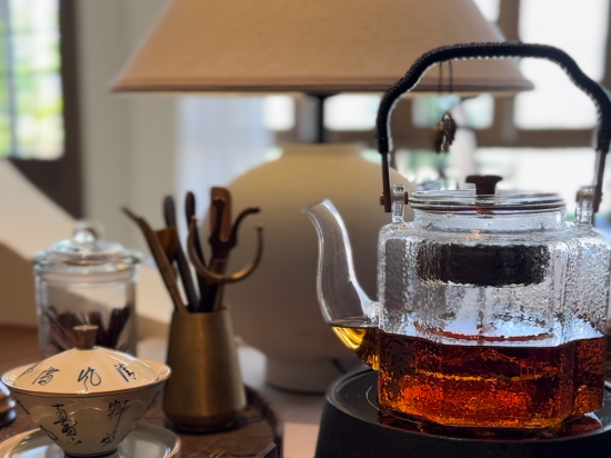 青青溪岸|360°无边泳池·一线江景度假美宿