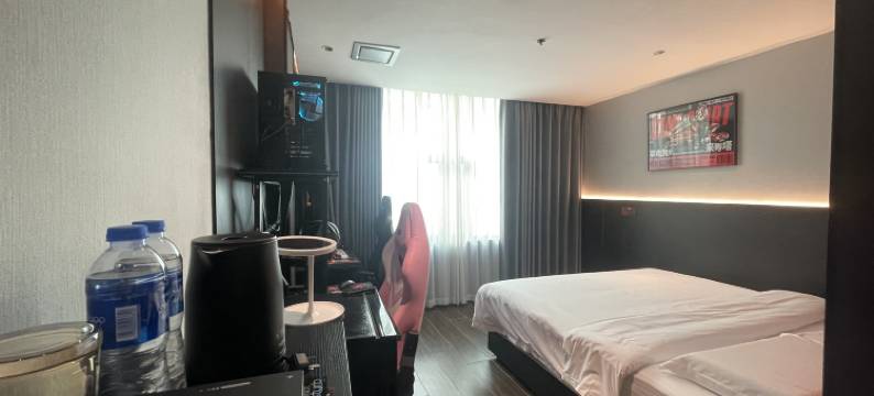 粤塔X电竞酒店(珠海情侣路日月贝店)图片