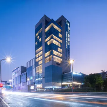 郡兰德设计师艺术酒店(南昌滕王阁万寿宫店)图片