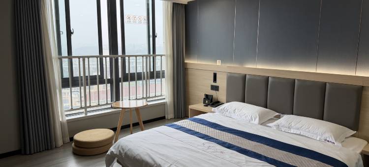 九韵精品酒店(南京工业大学地铁站店)图片