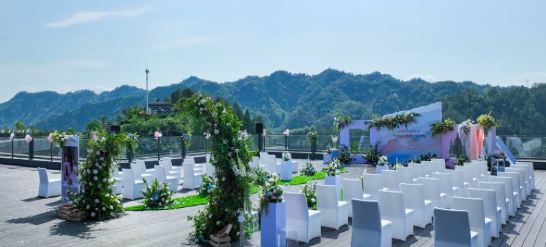 凤凰凤仙境温德姆至尊豪廷温泉酒店图片