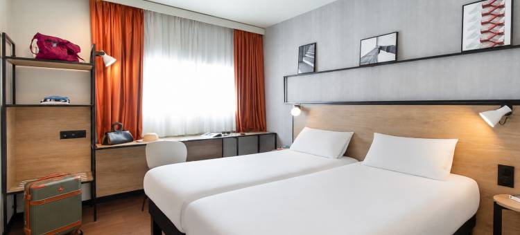 宜必思克莱蒙费朗中心体育场酒店(Ibis Clermont Ferrand Stade)图片