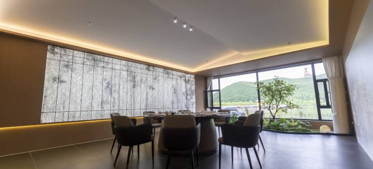 六鼎山隐世山水居酒店图片