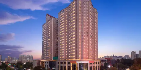 温德姆美吟酒店(烏魯木齊天山國際機場鐵路局地鐵站店)