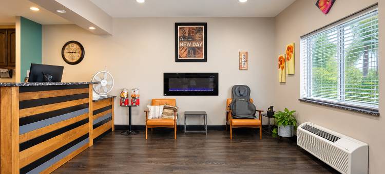 威利斯顿的公平桥旅馆和套房(FairBridge Inn & Suites Williston)图片