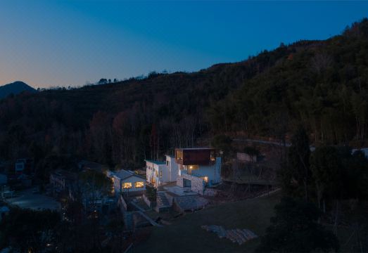 Shan  Yu Qiu B&B over view