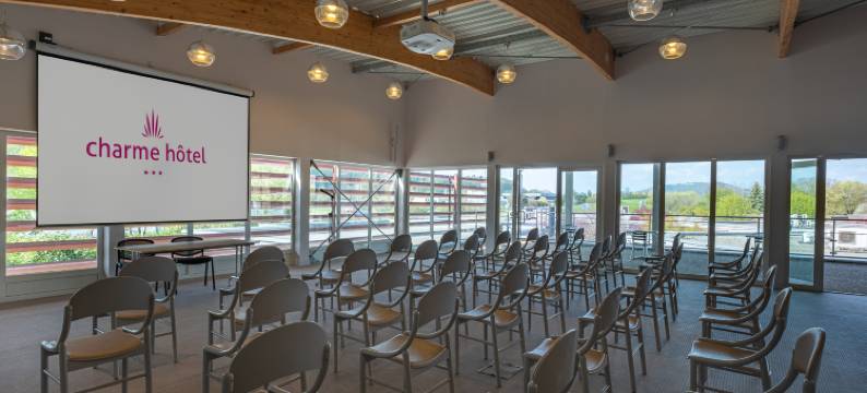 蒙贝利亚尔南魅力酒店(Charme Hôtel, Montbéliard Sud)图片