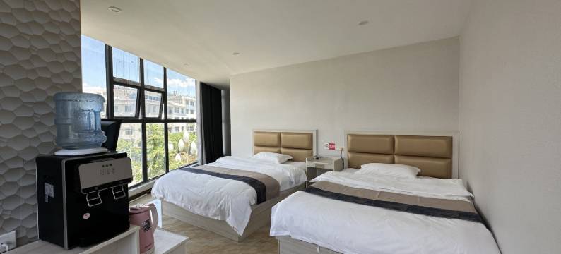 鲁甸隆世酒店图片