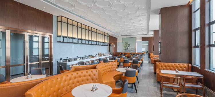 维也纳国际酒店(海口滨海大道西秀海滩店)图片