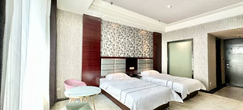 紫金商务酒店(乌鲁木齐市十二师高级中学店)图片