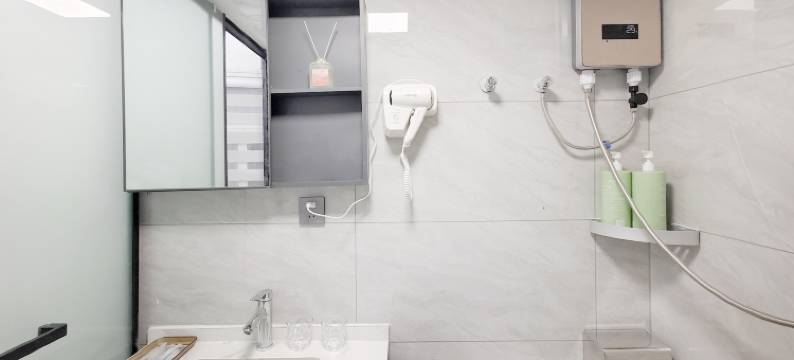 张家界岩栖阁客栈(武陵源店)图片