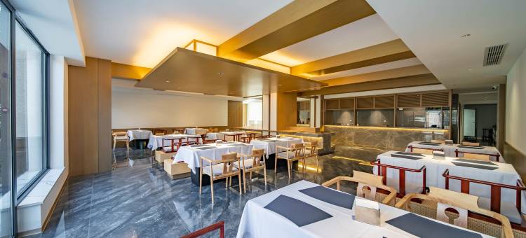 S 至善酒店图片