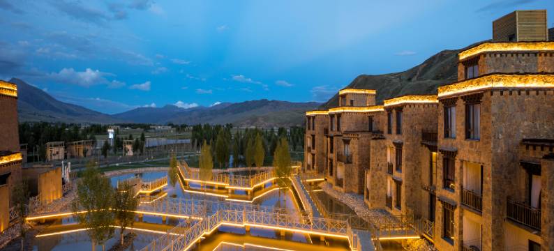 稻城桑邓祝巴星空观景酒店图片