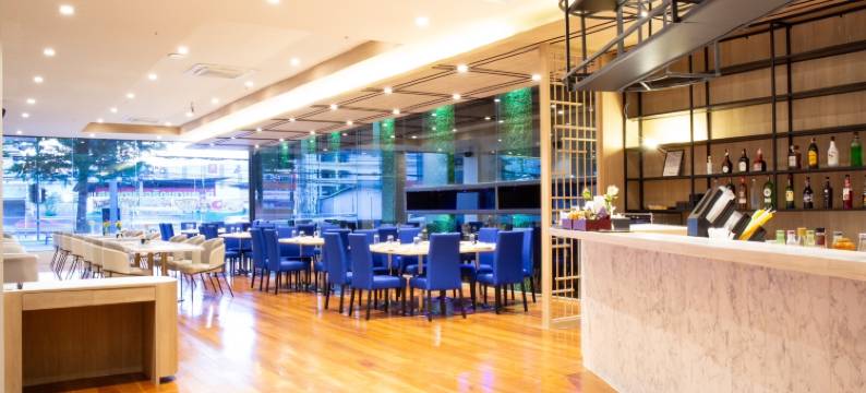 斯里瓦里素萬那普機場飯店(Le Srivaree Suvarnabhumi Airport Hotel)图片