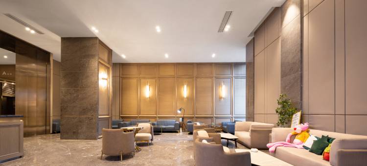 悦栖云尚轻奢民宿(沈阳奥体中心浑河外滩市集店)图片