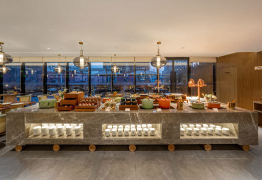 Chonpines Hotel (Beijing Sanyuanqiao Yansha Embassy District Store)Hotel Overview