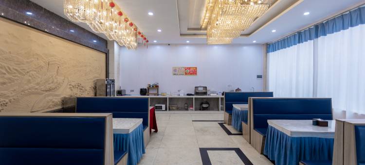 鸿润酒店(涟钢沃尔玛店)图片