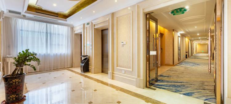 寓约电竞酒店(东莞东城地王广场店)图片