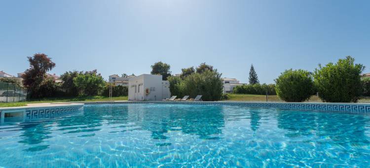 BnB Homes Large Fully Equipped Apartment with 2 Bedrooms, Swimming Pool & Patio图片