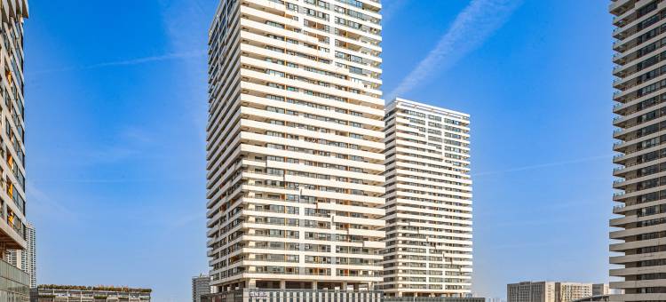 峦玺酒店(武汉客厅极地海洋世界店)图片