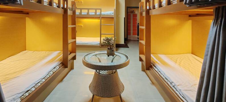 岸芷·汀兰时尚民宿青旅(昆明老街店)图片