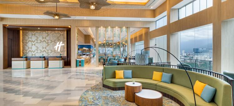 兰邦武吉兰都假日酒店(Holiday Inn Lampung Bukit Randu)图片