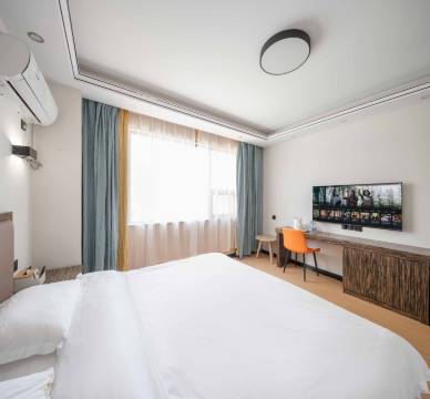 曼美轻居酒店(南京南站河定桥地铁站店)