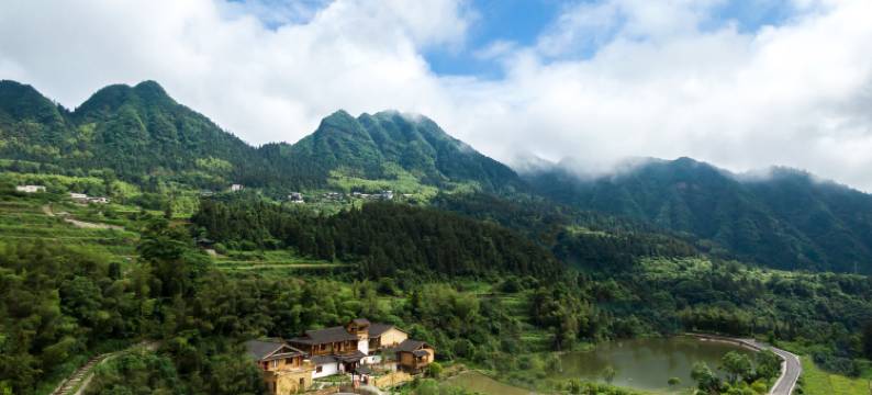 水湧金江土家族民宿(张家界国家森林公园店)图片