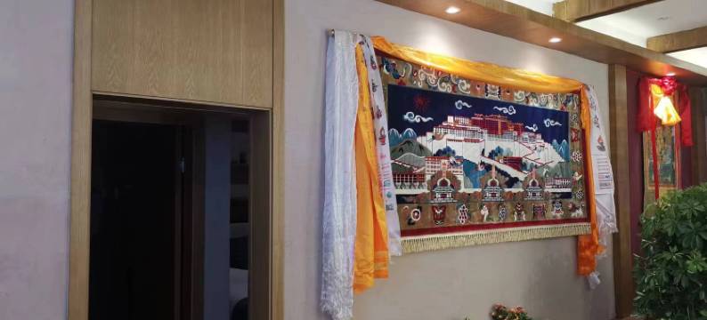 康定央吉岭民宿图片