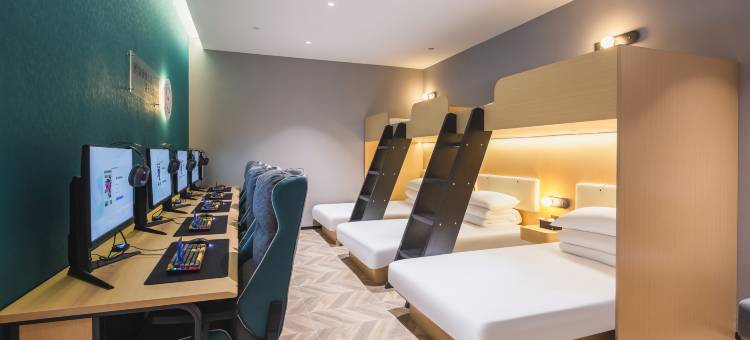 网鱼电竞酒店(青岛即墨古城宝龙广场店)图片