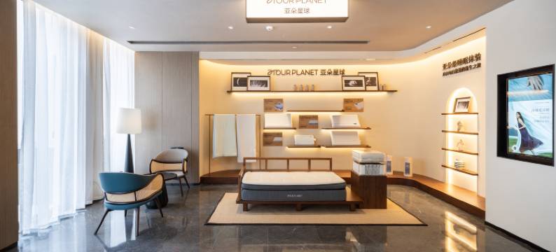 弥勒大道湖泉生态园亚朵酒店图片