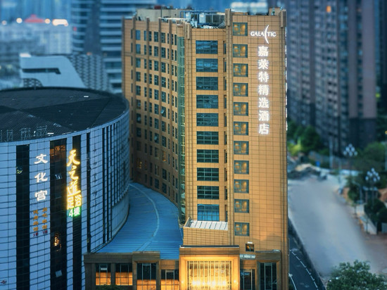 南昌嘉莱特精选酒店(红谷滩秋水广场店)