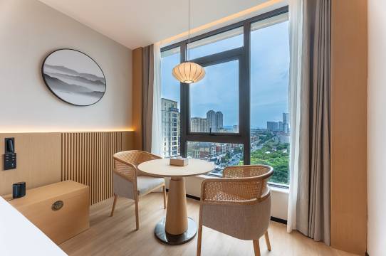 杭州桐庐富春江花筑般蓝酒店图片