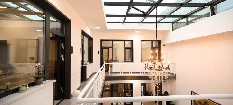 五台山花梵云舍图片