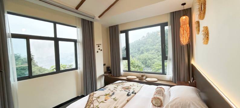 武当山伴山民宿(南岩店)图片