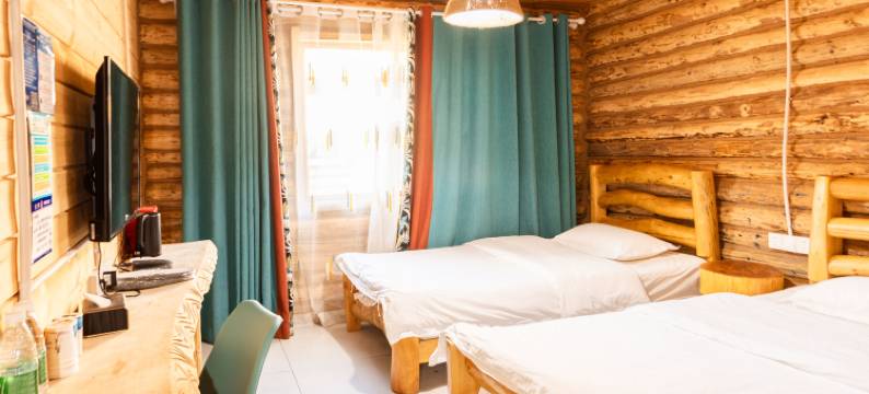 禾木古村人家图片