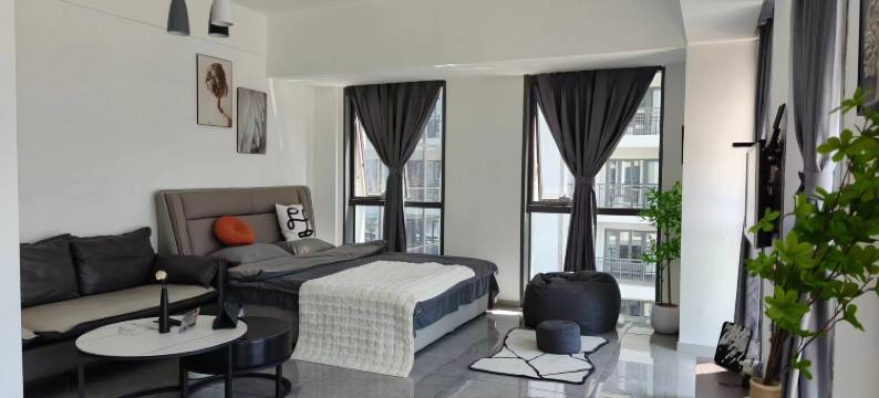 航海公园海景民宿(东北中交城店)图片