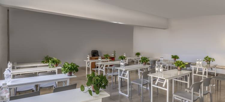 艺龙瑞云酒店(乌兰察布丰镇火车站店)图片