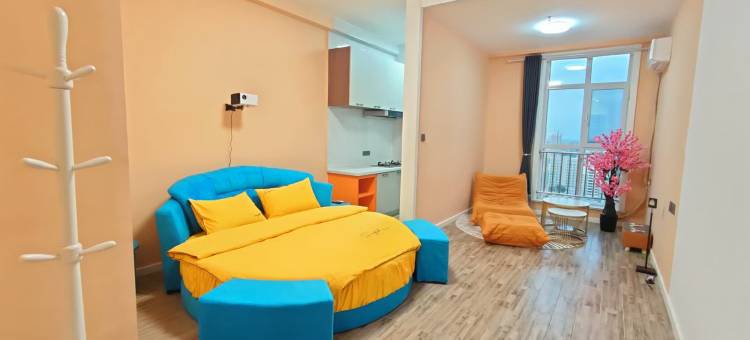 陌野·映画艺术 Courtyard·浪漫氛围影音美宿(中央公馆店)图片