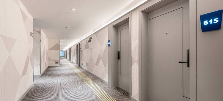 7天酒店(贵阳甲秀楼大十字广场店)图片