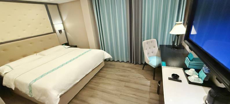 绥棱西岸酒店图片