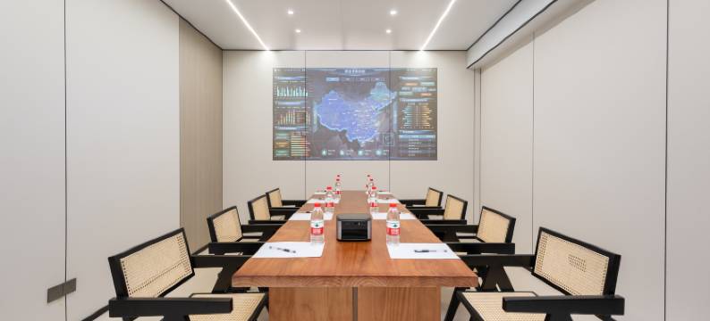 安吉云奢·亲子观影设计师度假 villa 美宿(云上草原店)图片