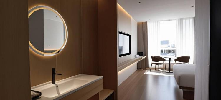 语朵酒店(慧鹏月亮湾商业街店)图片