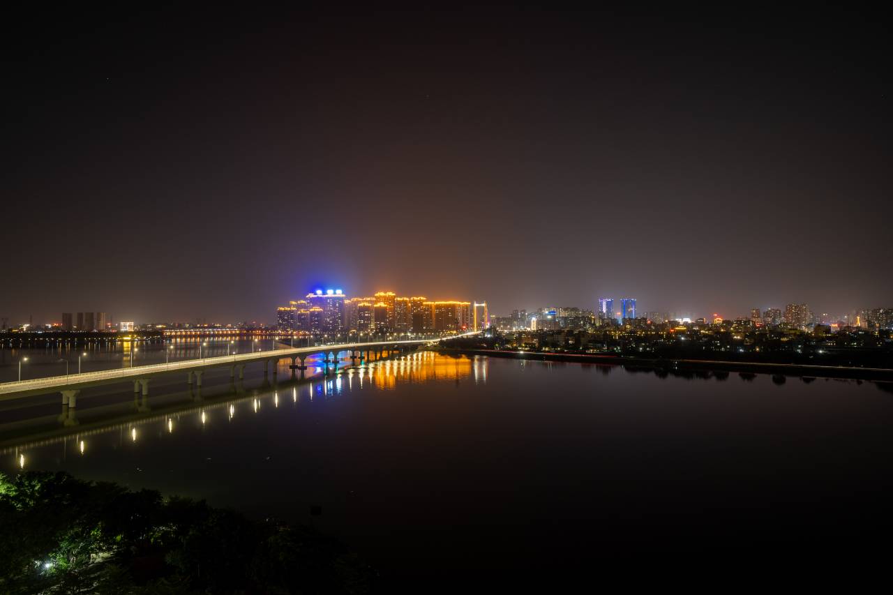 花筑·润和万庭江景民宿(潮人公园店)图片