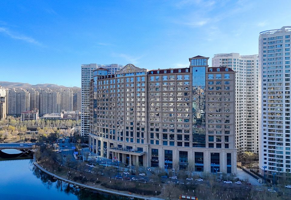青海锦江国际大酒店外景图
