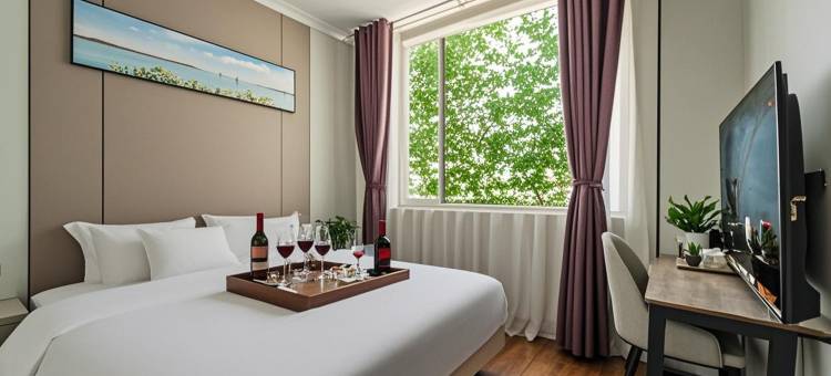 沐子里主题酒店(仪陇县高铁站店)图片