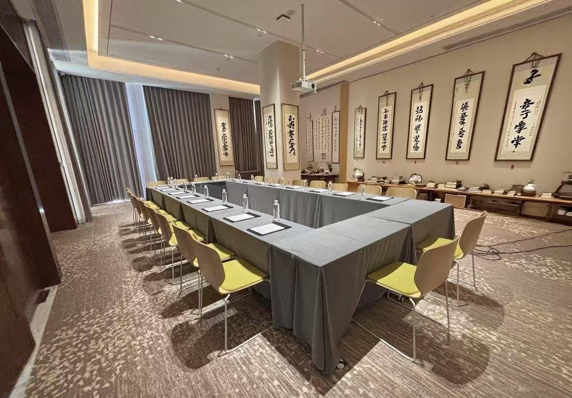 泰安建国璞隐园林式酒店图片