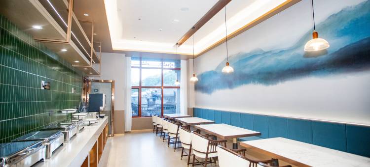 奇楼酒店(七十二奇楼高铁站店)图片